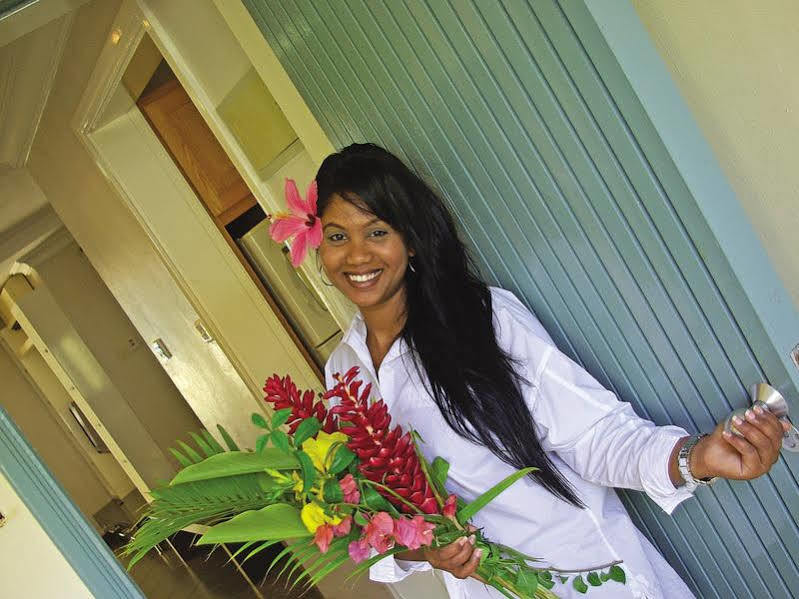 Flowers Of Paradise With Lov Mont-Choisy Esterno foto